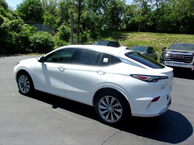2026 Buick NV Avenir FWD