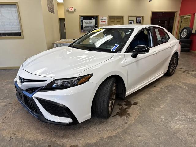 2023 Toyota Camry SE Nightshade Edition AWD