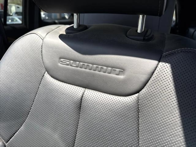2023 Jeep Grand Cherokee Summit Reserve