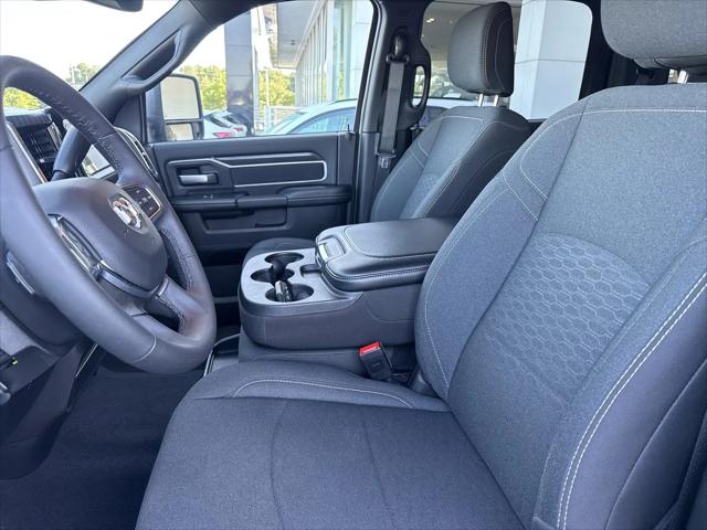 2025 Ram 2500 Big Horn Crew Cab 4x4 6'4" Box