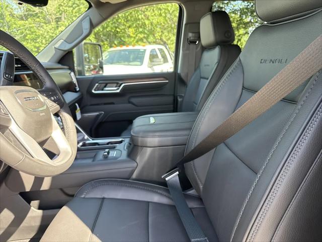 2026 GMC Sierra 2500HD Crew Cab, Standard Bed, Denali, 4WD