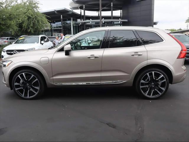 2023 Volvo XC60 Recharge T8 Ultimate Bright Theme