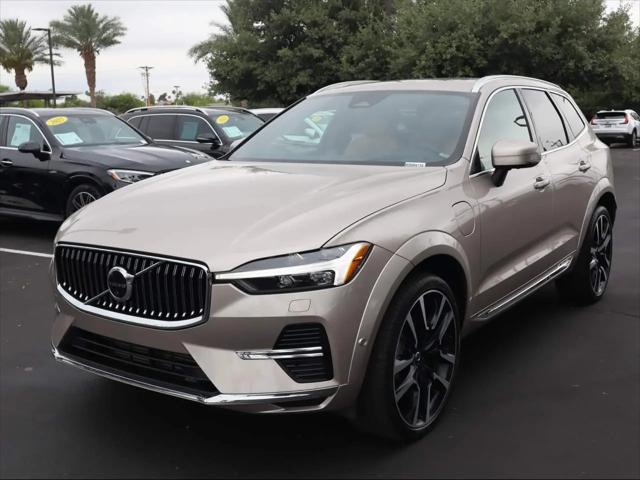 2023 Volvo XC60 Recharge T8 Ultimate Bright Theme