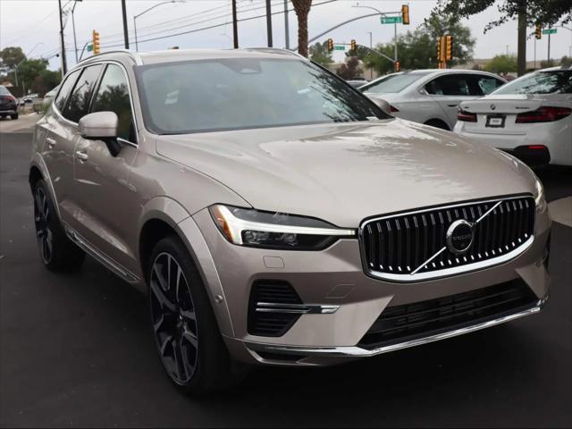 2023 Volvo XC60 Recharge T8 Ultimate Bright Theme