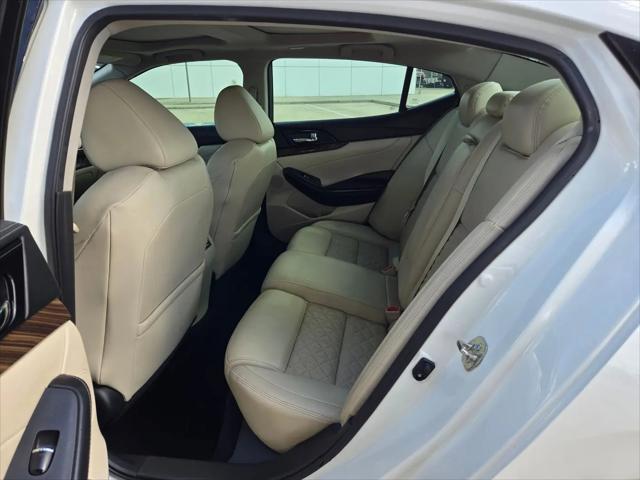 2017 Nissan Maxima 3.5 Platinum