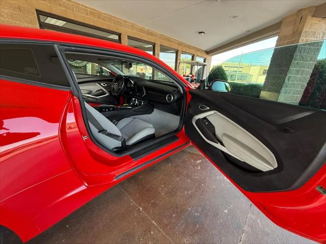 2020 Chevrolet Camaro RWD Coupe 1LT