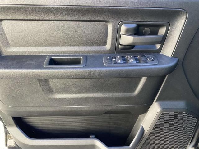 2022 Ram 1500 Classic Tradesman Crew Cab 4x4 5'7" Box