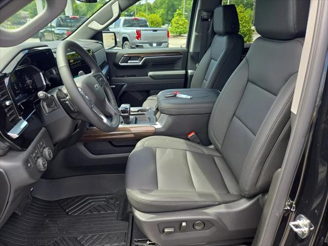 2026 Chevrolet Silverado 1500 4WD Crew Cab Short Bed RST