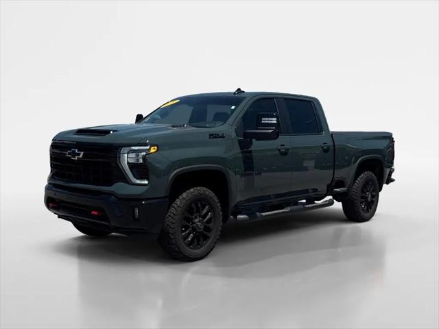 2025 Chevrolet Silverado 2500HD 4WD Crew Cab Standard Bed LT