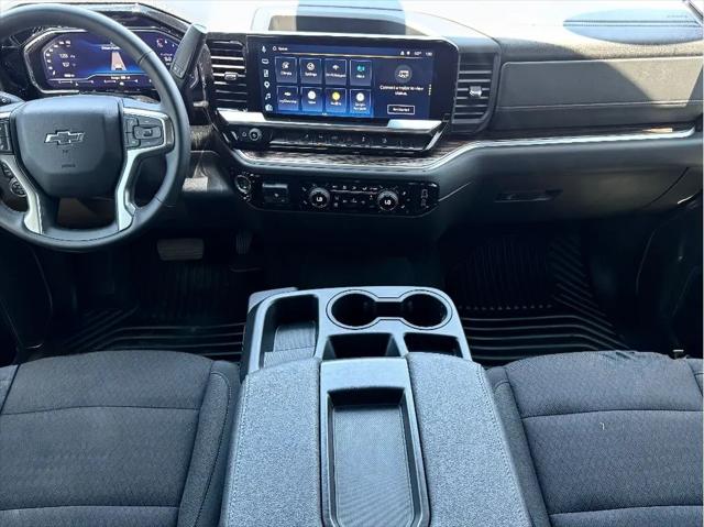 2025 Chevrolet Silverado 2500HD 4WD Crew Cab Standard Bed LT