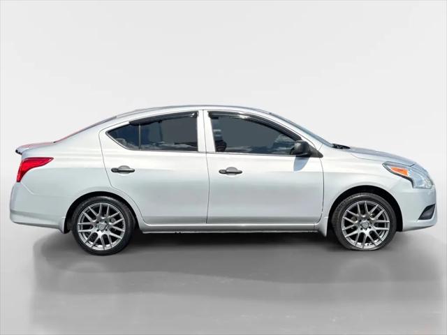 2015 Nissan Versa 1.6 S