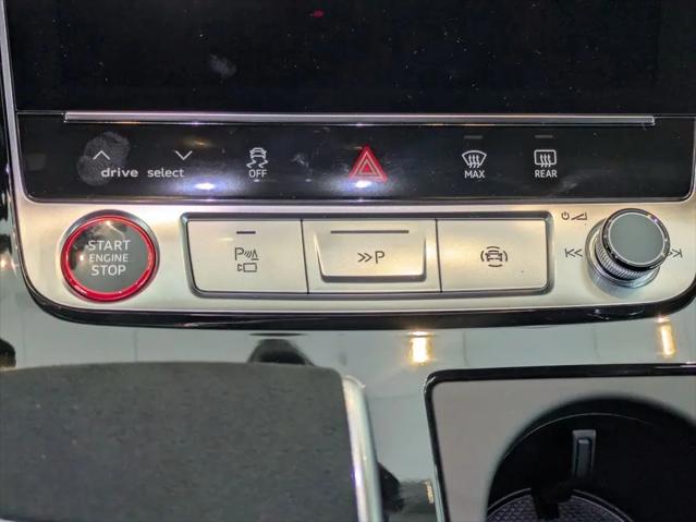 2026 Audi RS Q8 performance quattro tiptronic