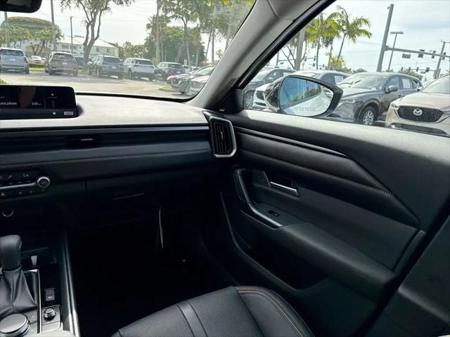 2026 Mazda CX-50 Hybrid Premium