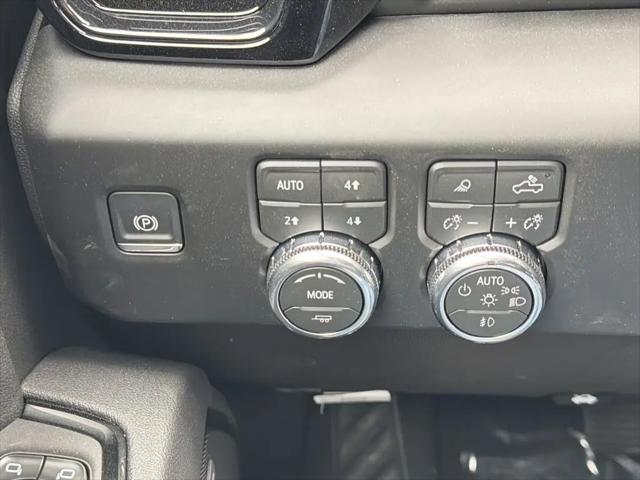 2026 GMC Sierra 1500 Crew Cab, Short Bed, AT4, 4WD