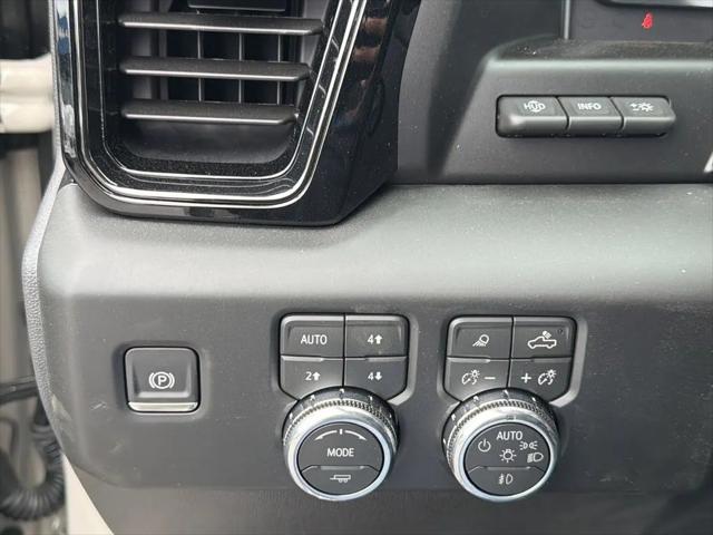 2026 GMC Sierra 1500 Crew Cab, Short Bed, AT4, 4WD