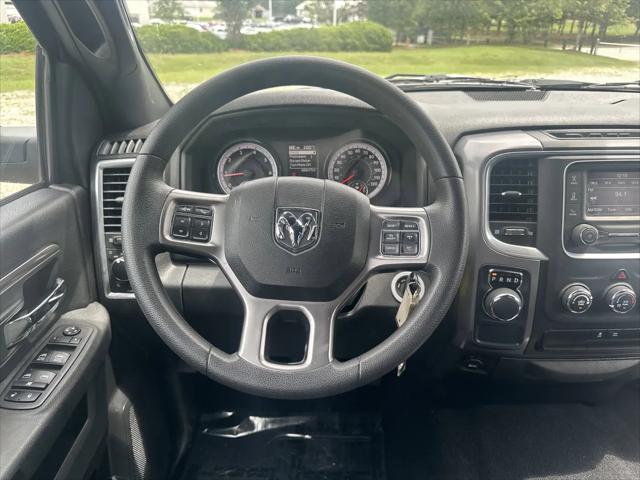 2024 Ram 1500 Classic Warlock Crew Cab 4x2 5'7" Box