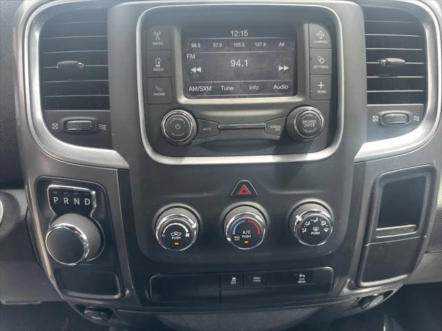 2024 Ram 1500 Classic Warlock Crew Cab 4x2 5'7" Box