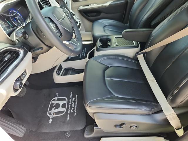 2023 Chrysler Pacifica Touring L