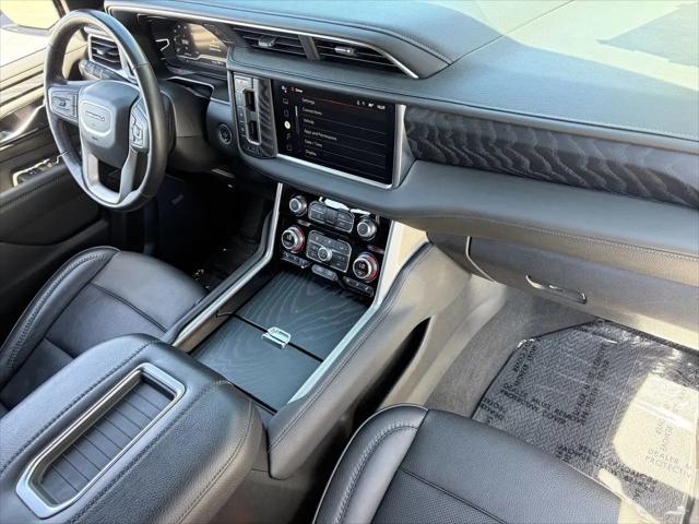 2022 GMC Yukon 4WD Denali