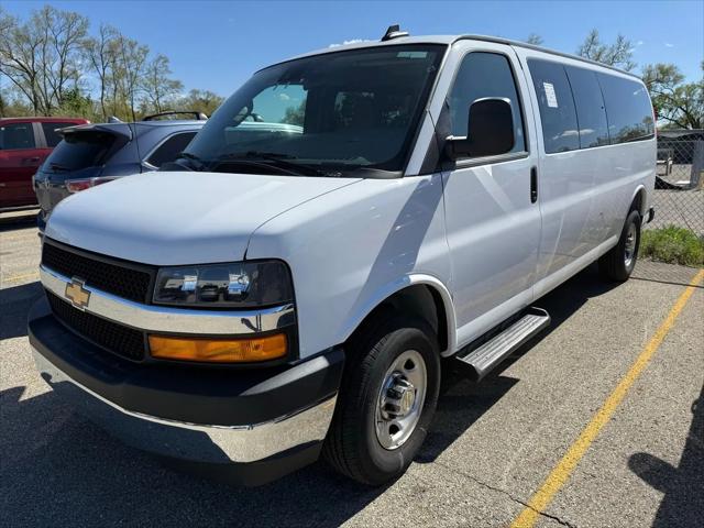 2025 Chevrolet Express Passenger RWD 3500 Extended Wheelbase LT