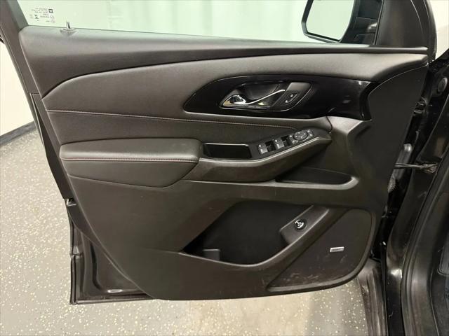 2023 Chevrolet Traverse AWD RS