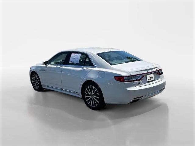 2017 Lincoln Continental Select