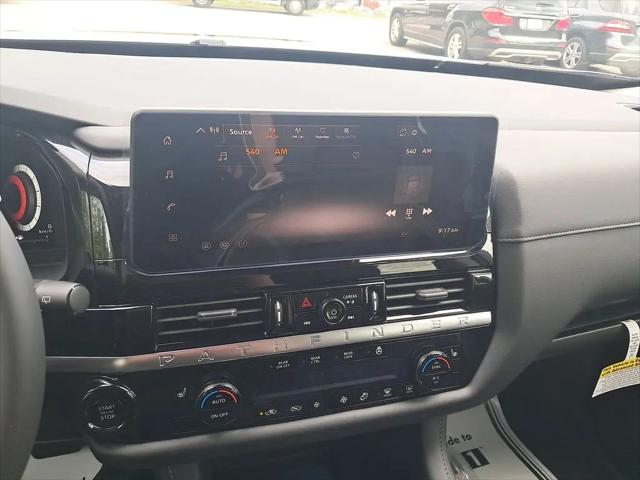 2026 Nissan Pathfinder SL