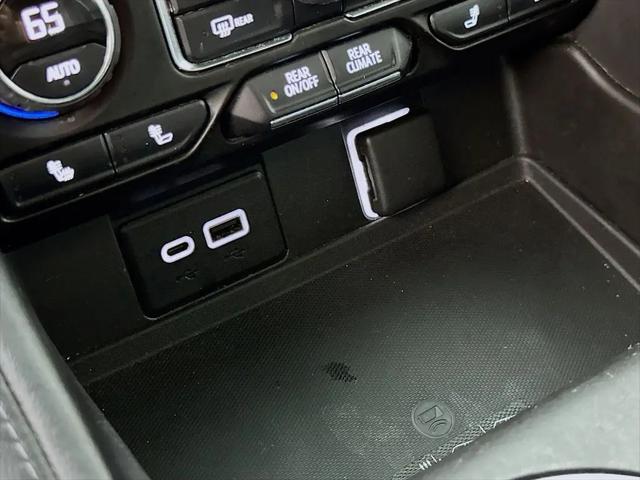 2021 Chevrolet Suburban 2WD LT