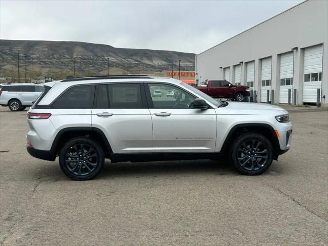 2026 Jeep Grand Cherokee 85th Anniversary Edition