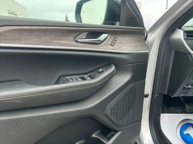 2026 Jeep Grand Cherokee 85th Anniversary Edition