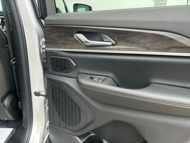 2026 Jeep Grand Cherokee 85th Anniversary Edition