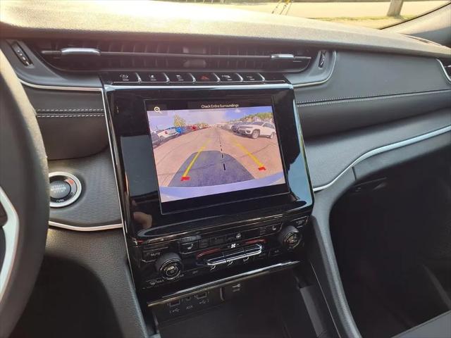 2026 Jeep Grand Cherokee L Altitude 4x4