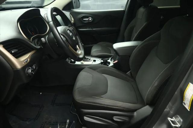 2016 Jeep Cherokee Altitude