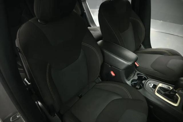 2016 Jeep Cherokee Altitude