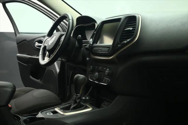 2016 Jeep Cherokee Altitude