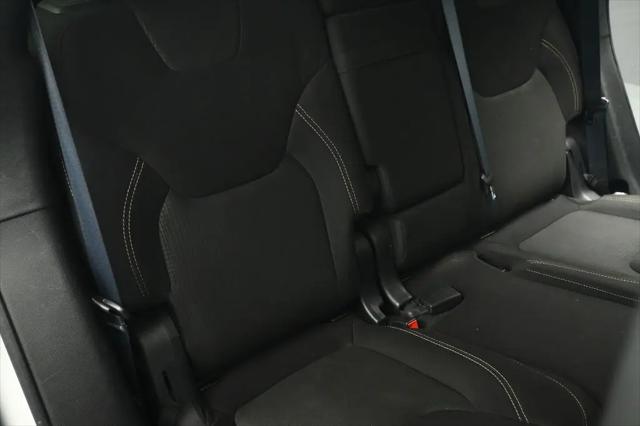 2016 Jeep Cherokee Altitude