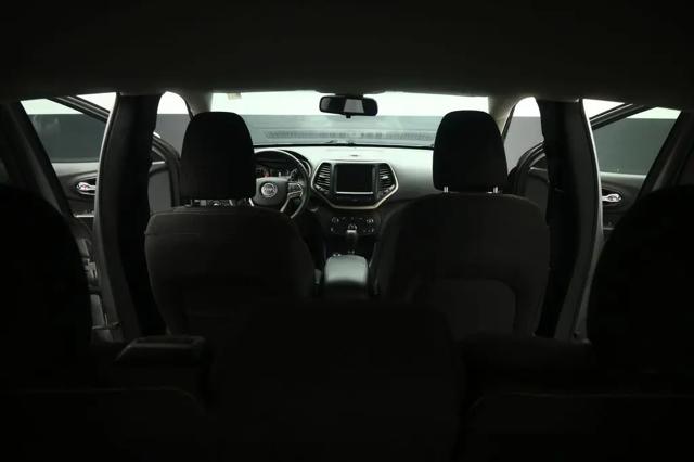 2016 Jeep Cherokee Altitude