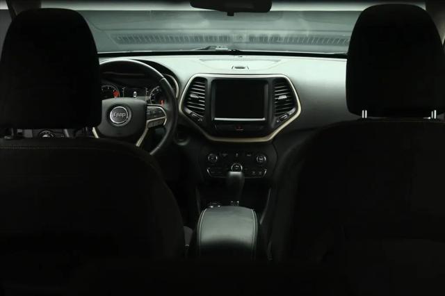 2016 Jeep Cherokee Altitude