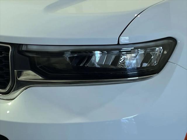 2023 Jeep Grand Cherokee L Laredo 4x4