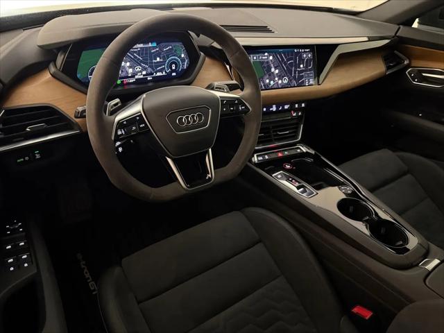 2023 Audi e-tron GT Premium Plus quattro