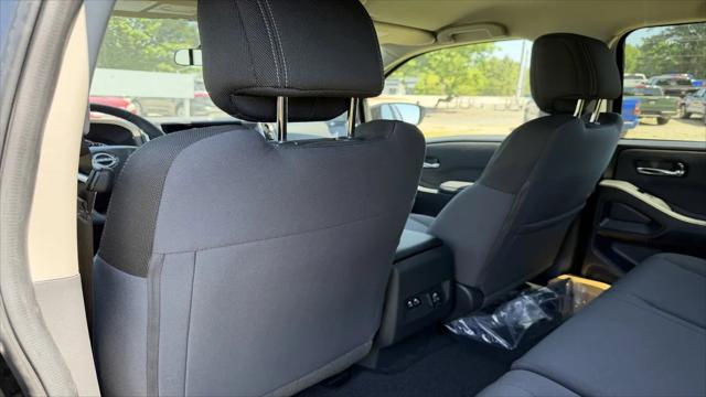 2026 Nissan Frontier Crew Cab SV 4x2