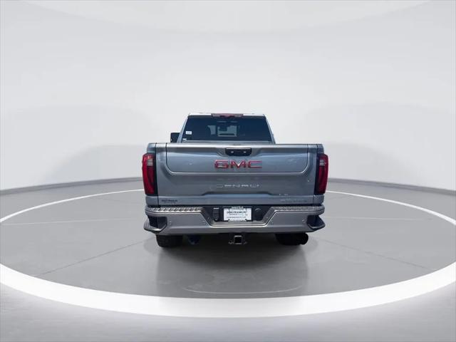 2024 GMC Sierra 2500HD 4WD Crew Cab Standard Bed Denali