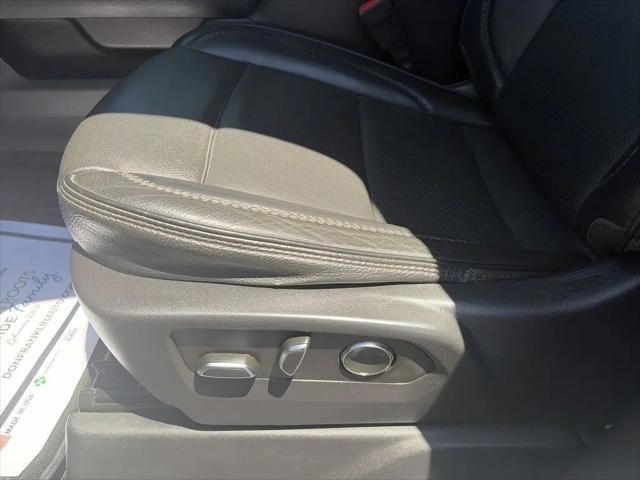 2024 GMC Sierra 2500HD 4WD Crew Cab Standard Bed Denali
