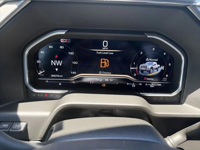 2024 GMC Sierra 2500HD 4WD Crew Cab Standard Bed Denali