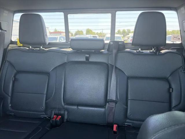2024 GMC Sierra 2500HD 4WD Crew Cab Standard Bed Denali