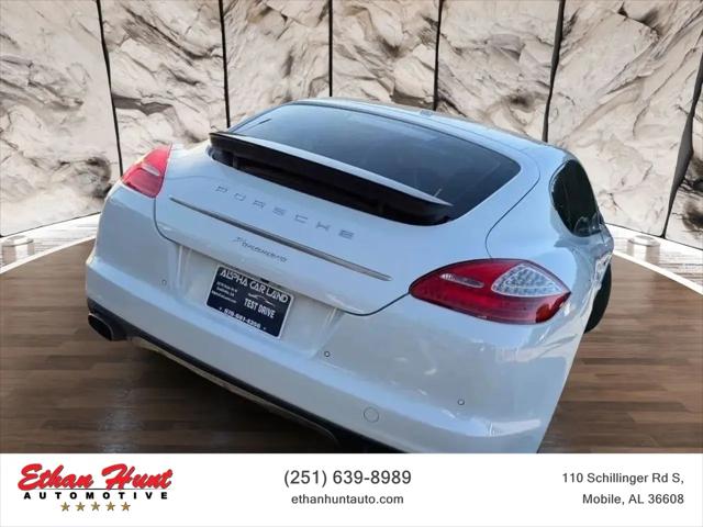 2013 Porsche Panamera Platinum Edition