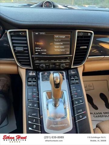 2013 Porsche Panamera Platinum Edition