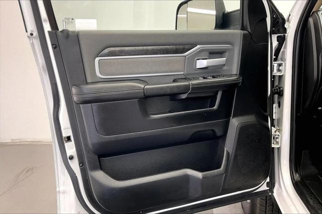2020 Jeep Ram 2500 Big Horn Crew Cab 4x4 8' Box