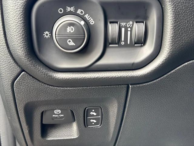 2024 Ram 1500 Laramie Crew Cab 4x4 5'7" Box