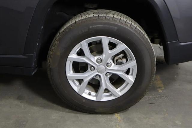 2023 Jeep Grand Cherokee Limited 4x2